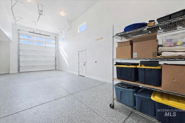 2182 N Kenora Ave, Star, ID 83669