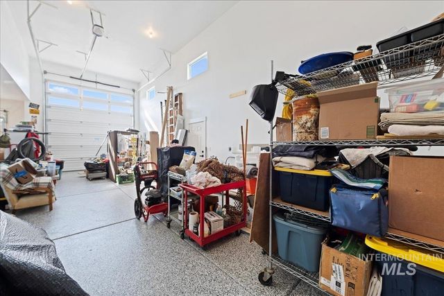 2182 N Kenora Ave, Star, ID 83669