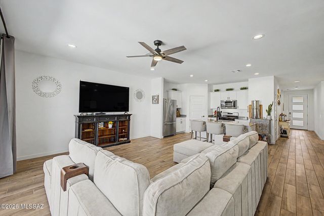 520 W Lexington Street, Vail, AZ 85641