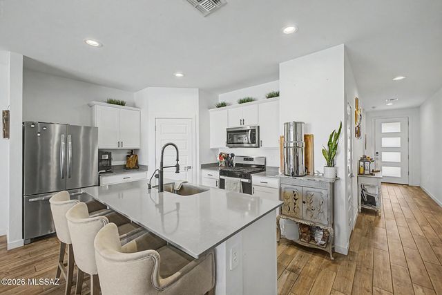 520 W Lexington Street, Vail, AZ 85641