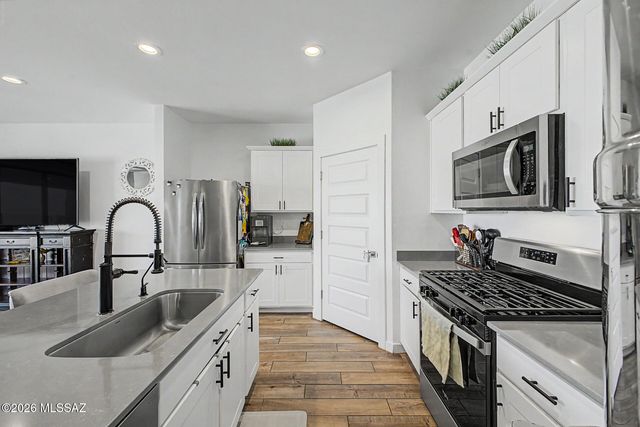 520 W Lexington Street, Vail, AZ 85641