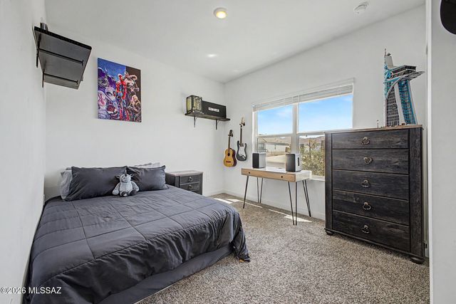 520 W Lexington Street, Vail, AZ 85641