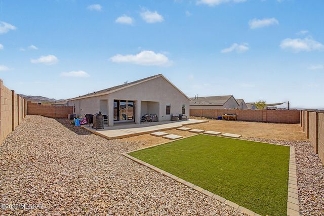 520 W Lexington Street, Vail, AZ 85641