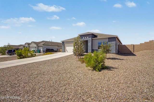 520 W Lexington Street, Vail, AZ 85641