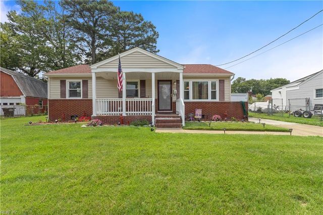 402 Bertha LN, Portsmouth, VA 23701