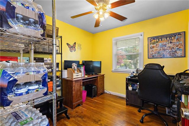 402 Bertha LN, Portsmouth, VA 23701