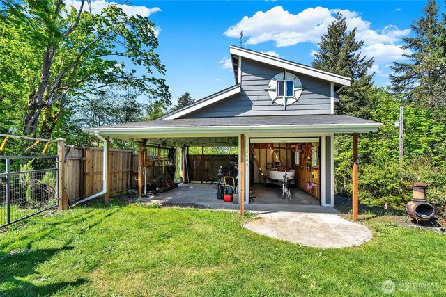2608 142nd Avenue SW, Lakebay, WA 98349
