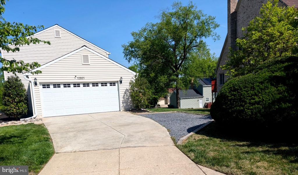 Image 18 of property listing at 12821 ASBURY DR, Fort Washington, MD 20744