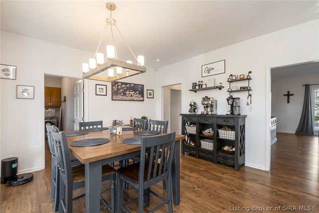 1609 Tall Oaks Drive, Jeffersonville, IN 47130