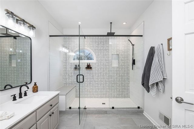 1609 Tall Oaks Drive, Jeffersonville, IN 47130