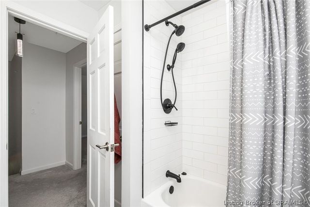 1609 Tall Oaks Drive, Jeffersonville, IN 47130