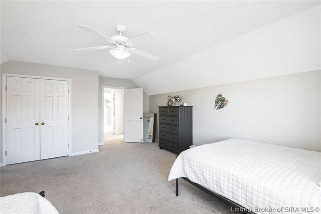 1609 Tall Oaks Drive, Jeffersonville, IN 47130