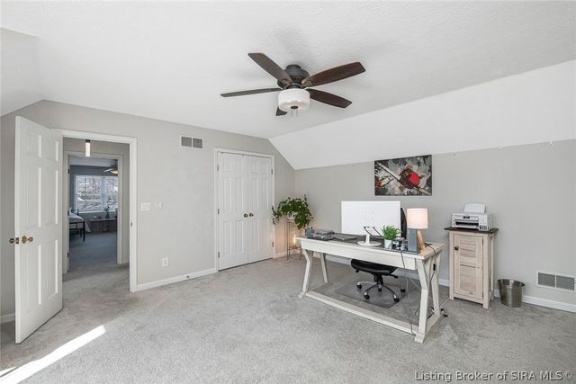 1609 Tall Oaks Drive, Jeffersonville, IN 47130