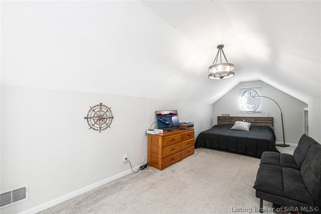 1609 Tall Oaks Drive, Jeffersonville, IN 47130