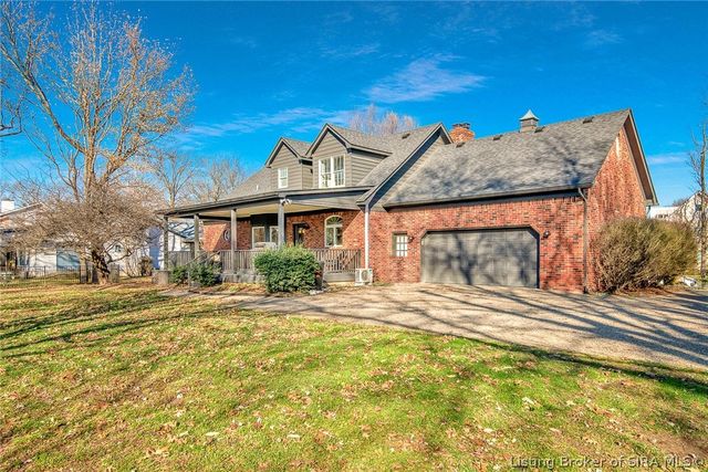 1609 Tall Oaks Drive, Jeffersonville, IN 47130