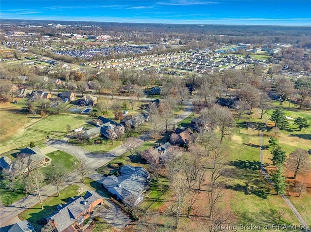 1609 Tall Oaks Drive, Jeffersonville, IN 47130