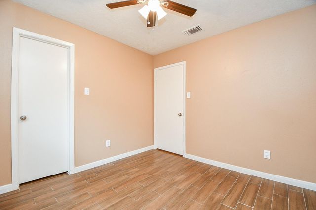 12011 Monument Valley Drive, Houston, TX 77067