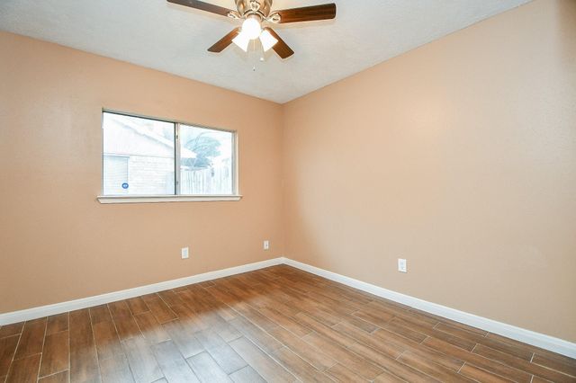 12011 Monument Valley Drive, Houston, TX 77067