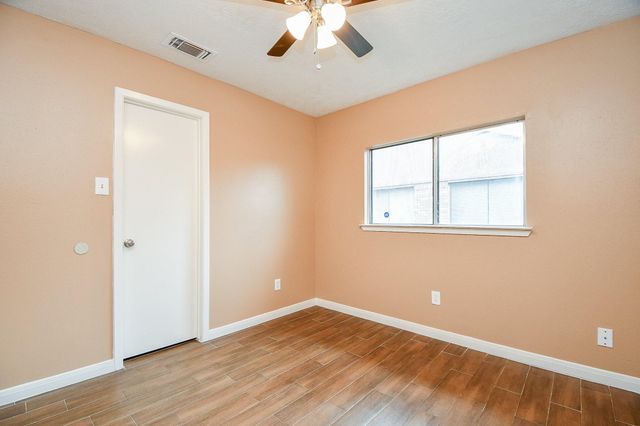 12011 Monument Valley Drive, Houston, TX 77067