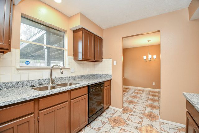 12011 Monument Valley Drive, Houston, TX 77067