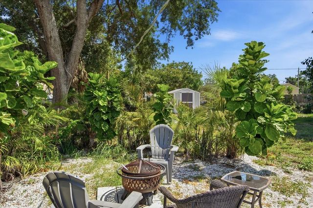 3307 3RD AVENUE W, Bradenton, FL 34205