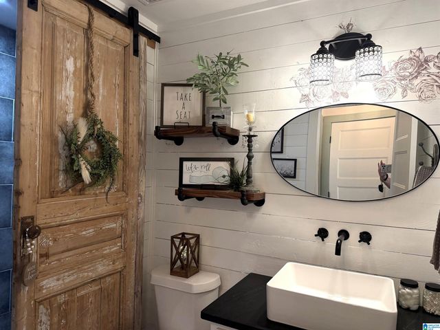 900 SHADES CLIFF ROAD, Jasper, AL 35504