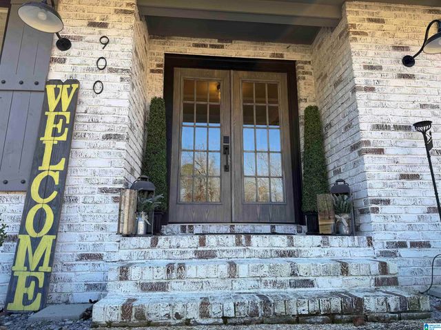 900 SHADES CLIFF ROAD, Jasper, AL 35504