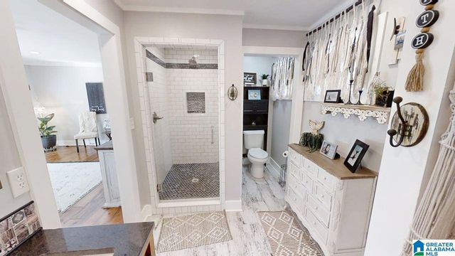 900 SHADES CLIFF ROAD, Jasper, AL 35504