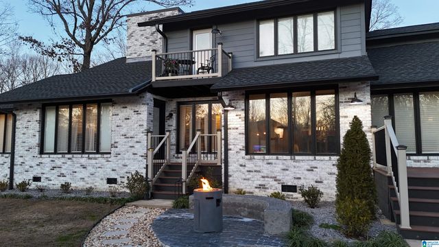 900 SHADES CLIFF ROAD, Jasper, AL 35504