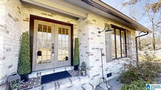 900 SHADES CLIFF ROAD, Jasper, AL 35504