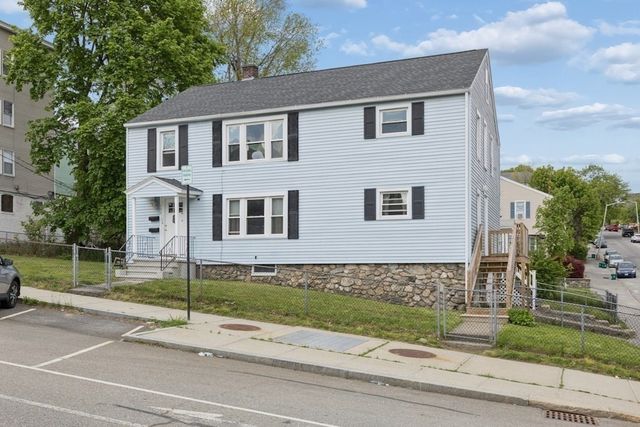 109 Hamilton Street, Worcester, MA 01604