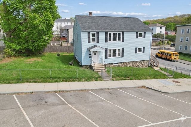 109 Hamilton Street, Worcester, MA 01604