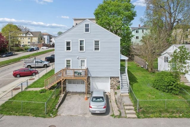 109 Hamilton Street, Worcester, MA 01604
