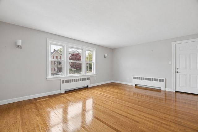 109 Hamilton Street, Worcester, MA 01604