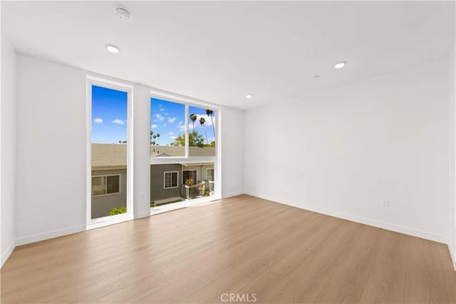 176 N Catalina Avenue 404, Pasadena, CA 91106