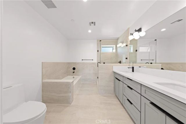 176 N Catalina Avenue 404, Pasadena, CA 91106