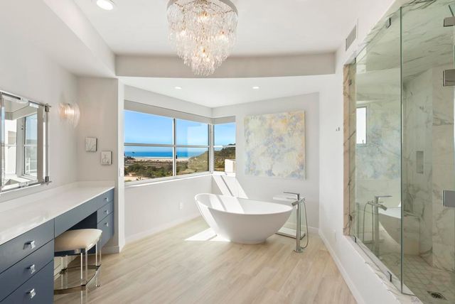 121 Via De La Valle, Del Mar, CA 92014