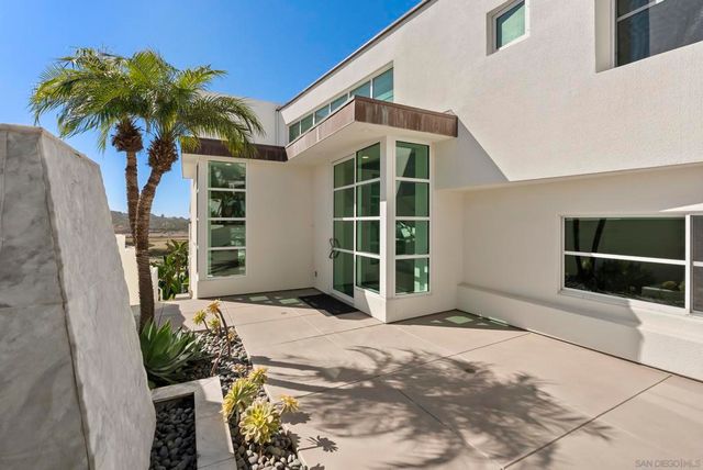 121 Via De La Valle, Del Mar, CA 92014