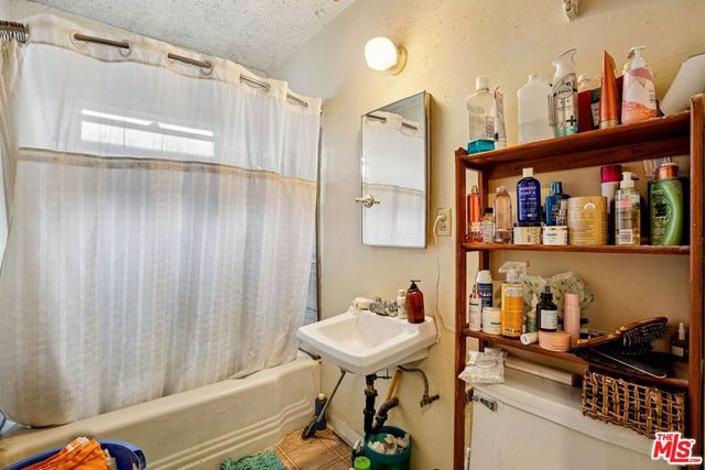 13361 Beach Avenue, Marina Del Rey, CA 90292