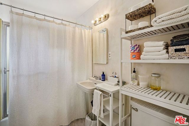 13361 Beach Avenue, Marina Del Rey, CA 90292