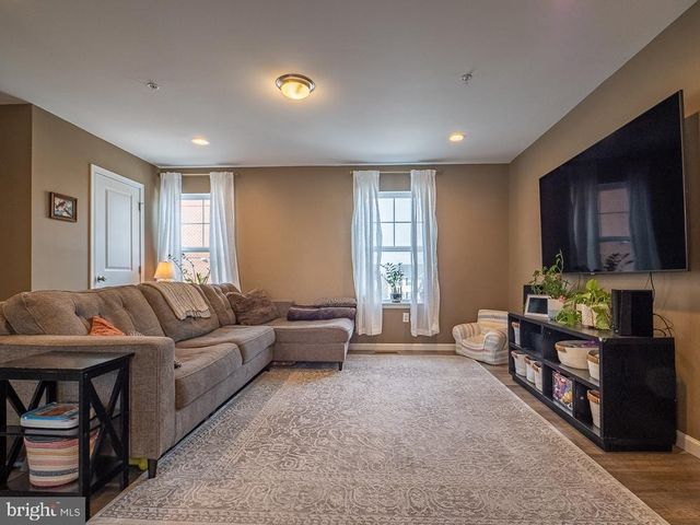 3 HAWLEY CT, Reading, PA 19606