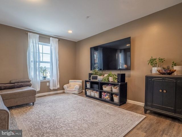 3 HAWLEY CT, Reading, PA 19606