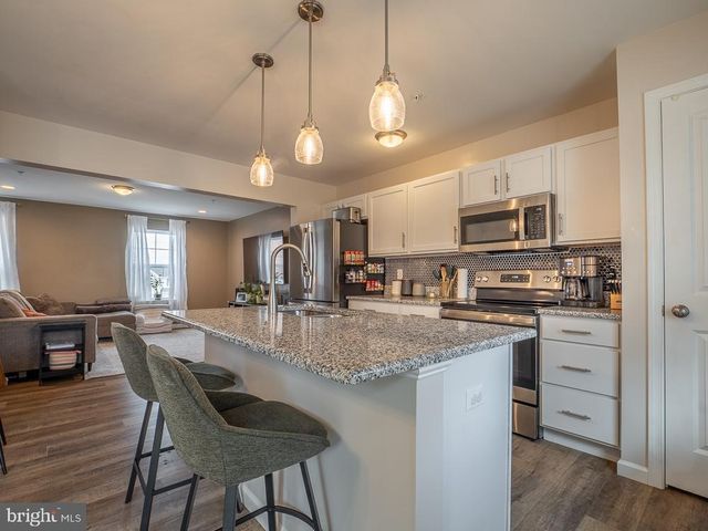 3 HAWLEY CT, Reading, PA 19606