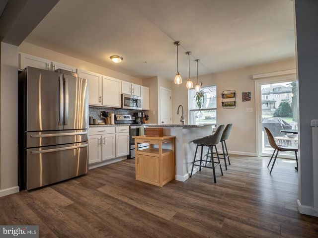 3 HAWLEY CT, Reading, PA 19606