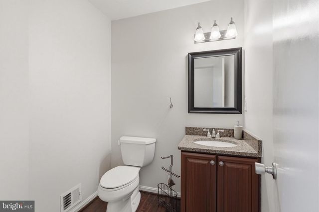 46645 BROWNWOOD SQ, Sterling, VA 20164