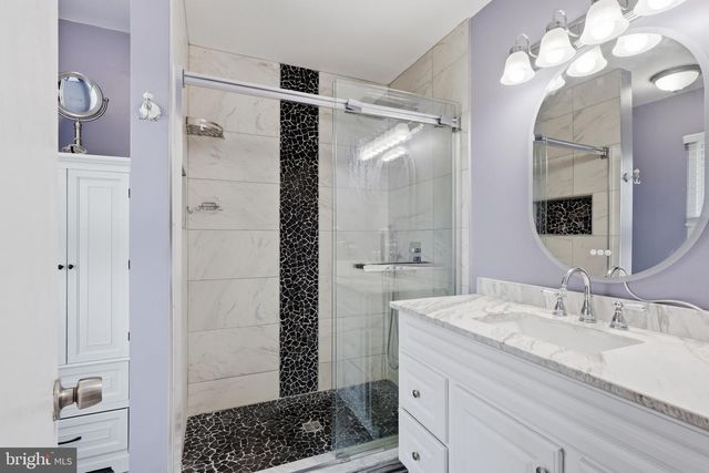 46645 BROWNWOOD SQ, Sterling, VA 20164