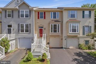 46645 BROWNWOOD SQ, Sterling, VA 20164