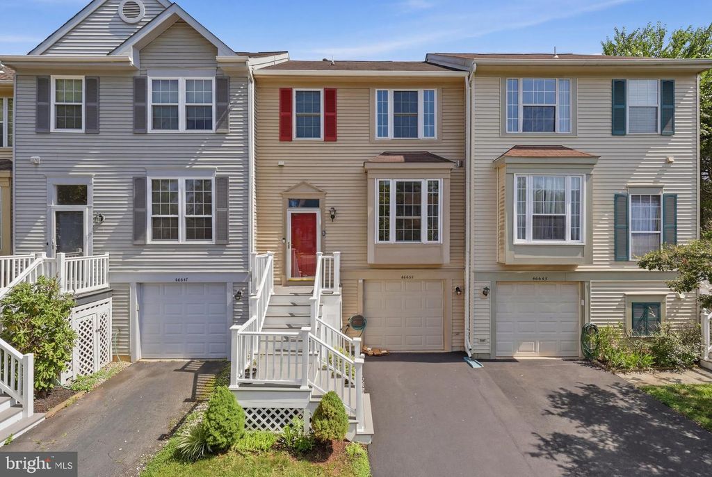 46645 BROWNWOOD SQ, Sterling, VA 20164