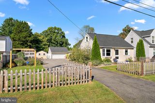 17 MAPLE AVE, Newark, DE 19711