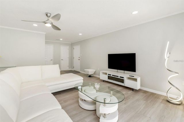 700 MELROSE AVENUE J24, Winter Park, FL 32789